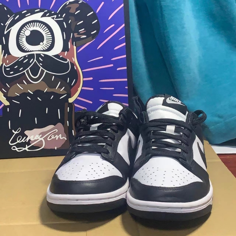 Nike Dunk Black & White - Picture 2 of 5
